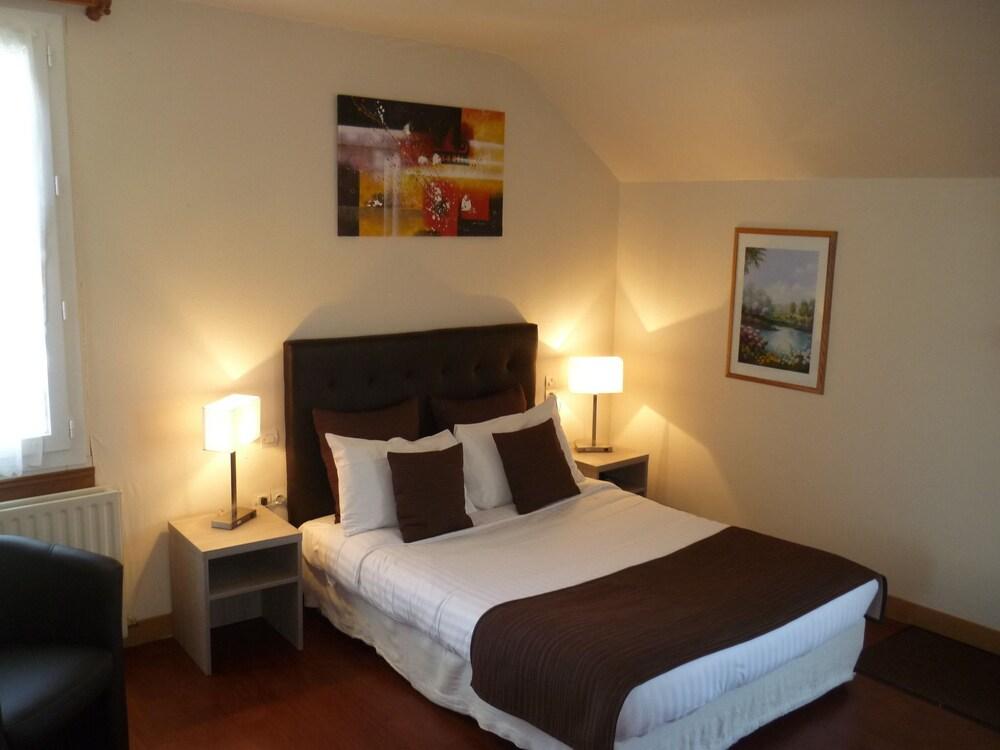 The Originals Boutique, Hotel Clos Sainte Marie, Nevers Esterno foto
