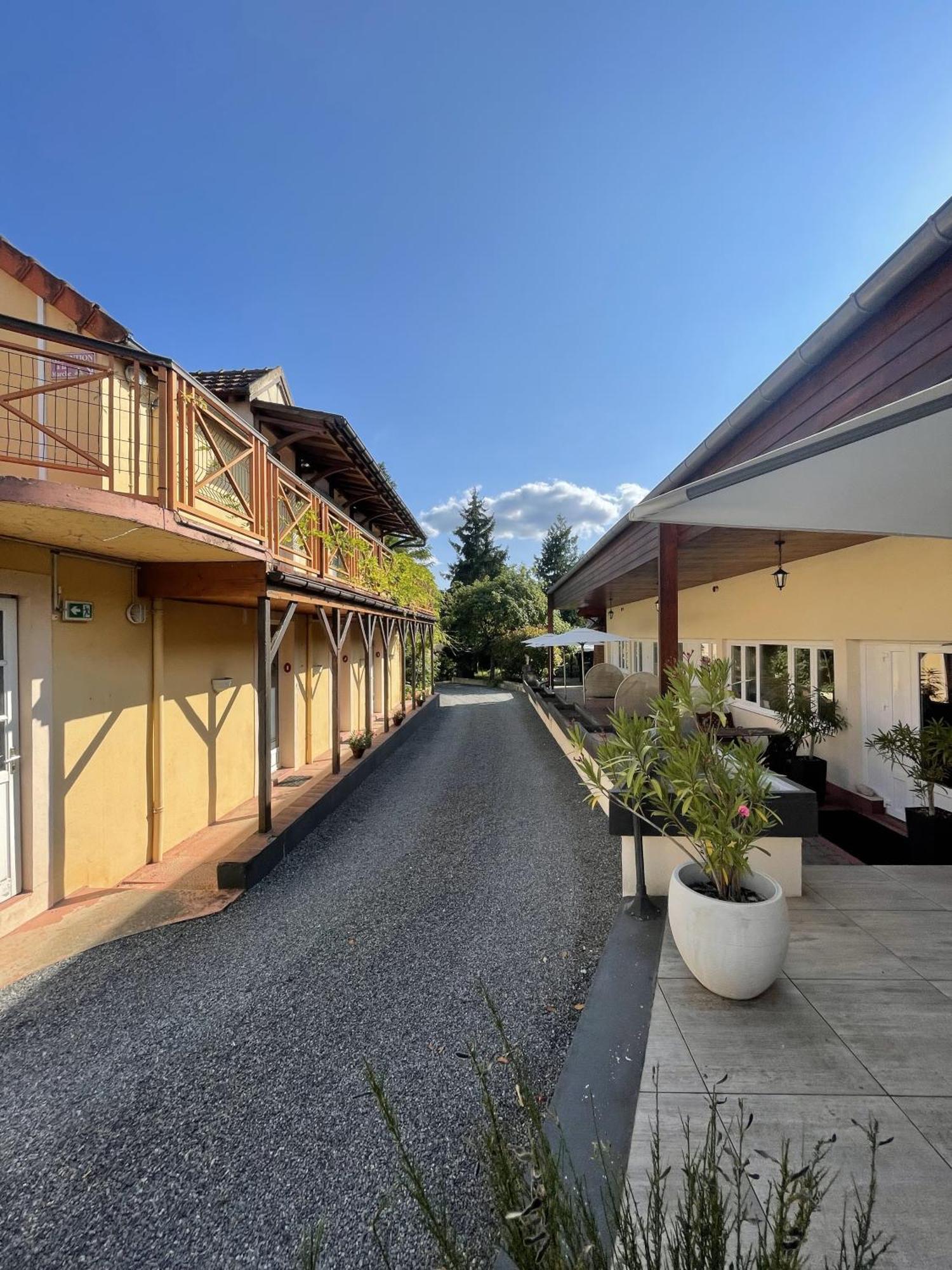 The Originals Boutique, Hotel Clos Sainte Marie, Nevers Esterno foto
