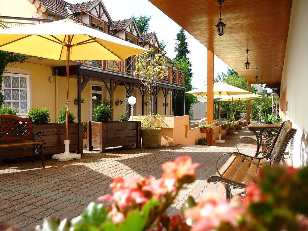 The Originals Boutique, Hotel Clos Sainte Marie, Nevers Esterno foto